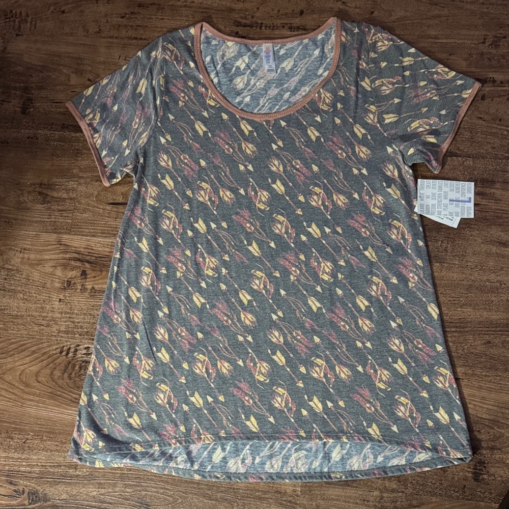 Gray Patterned Women's Top size large
